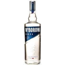 VODKA WYBOROWA 70cl + 4 red-bull offert ⭐⭐⭐⭐⭐